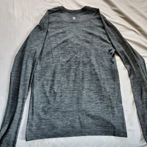lululemon Metal Vent Long Sleeve - Black/Gray Med.